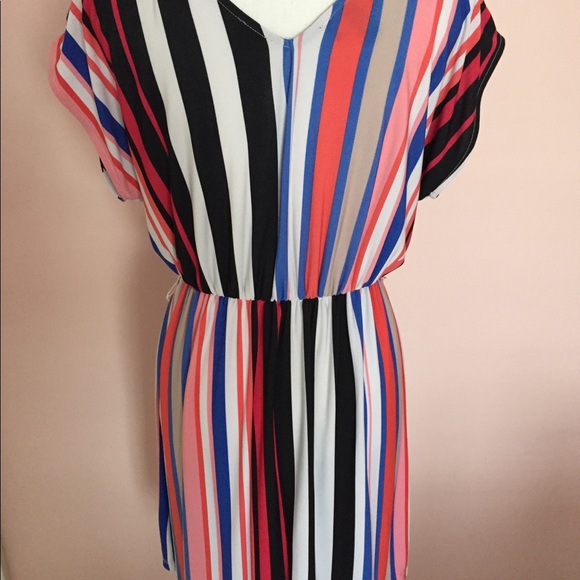 Stripe multi Color Block 👗 - Picture 2 of 6